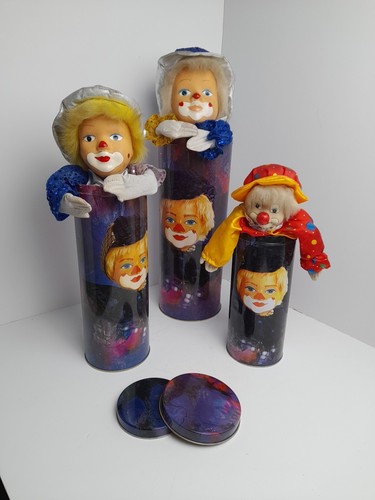 Ornamental clowns in - 3,