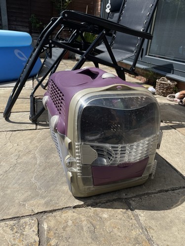 Pet carrier for - pet, and