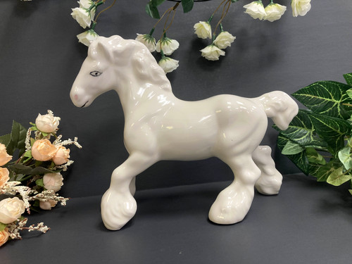 Beswick grey cantering - grey, shire