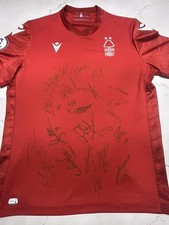 SIGNED NOTTINGHAM FOREST FC