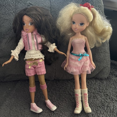 Bratz moxi dolls bundle - dolls, x2