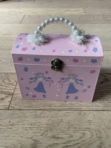 Music box jewellery - music, with