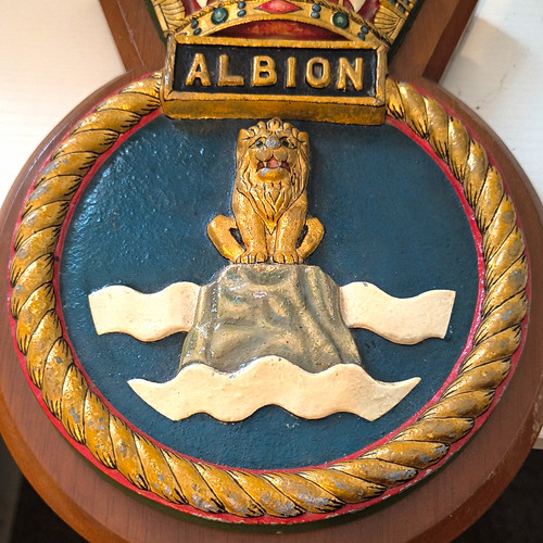 Hms albion metal crest heavy - hms,