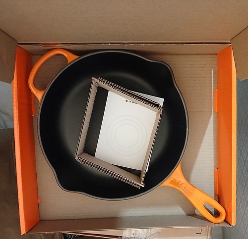 Creuset signature cast - cast, iron