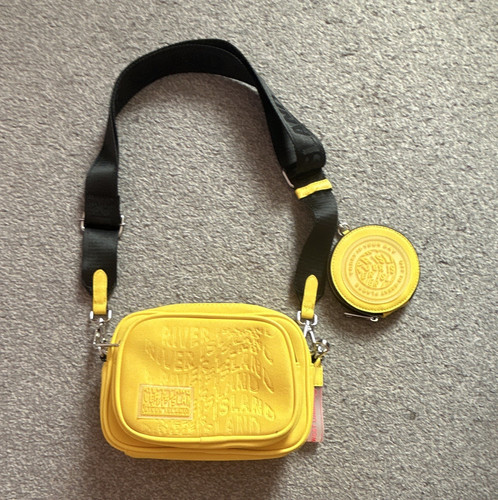 River island yellow logo faux - island,