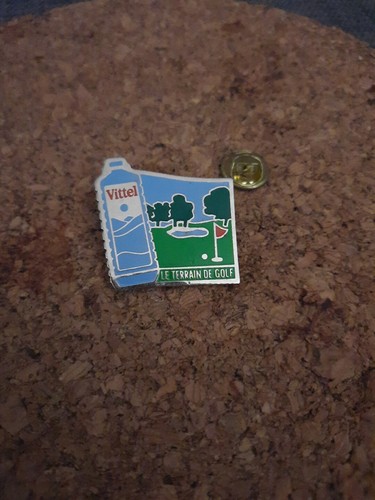 Pin vittel drink - pin's, golf