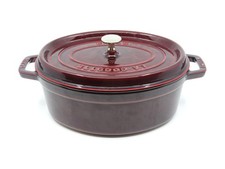 Staub  Oval  La Cocotte 29cm Grenadine