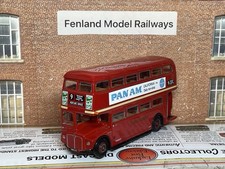 EFE 31503 Routemaster RM1563 London Transport LT 1/76 OO Gauge Model Bus