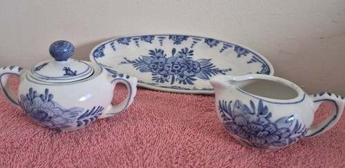Delft blue miniture sugar and - delft,