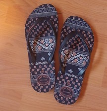 Fat Face Navy Flip Flops -