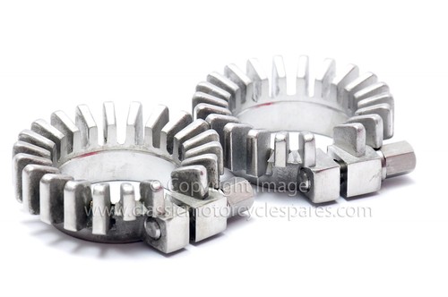 Finned exhaust clamp pair - exhaust,