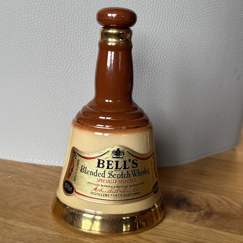 Wade bells scotch whisky - wade,