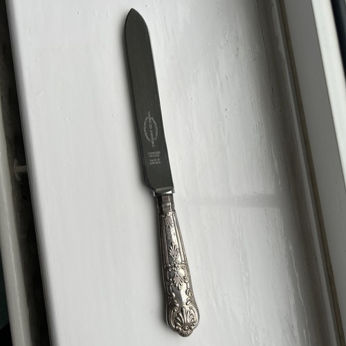 Solid silver handled cutlery - handled,