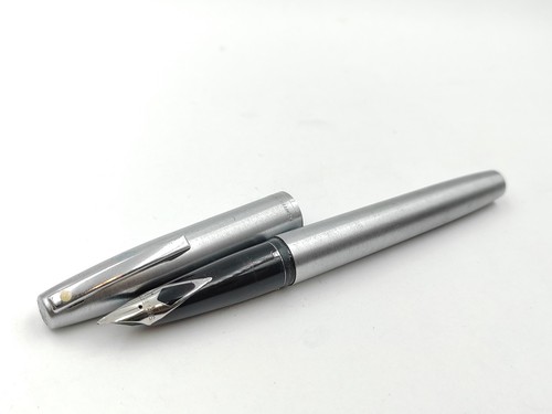 Mint vintage sheaffer imperial - mint,
