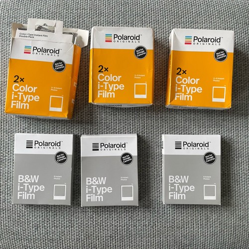 Polaroid films expired - 9,