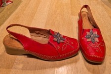 Ladies PAVERS Red Leather