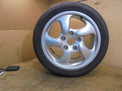 Porsche 986 rear 5jx17 - porsche,