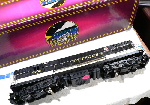 Mth southern fm trainmaster - southern,