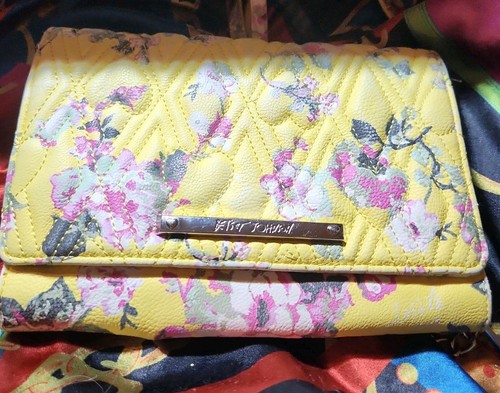 Betsey johnson floral quilted - betsey,