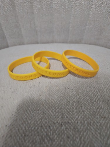 Nike livestrong yellow - nike,