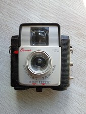 Vintage Kodak Brownie Starlet Camera Dakon Lens with Case Untested