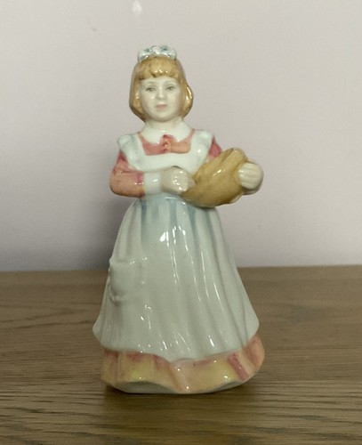 Royal doulton figurine - royal,