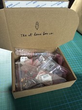 JEWELLERY MAKER & GEMS OF