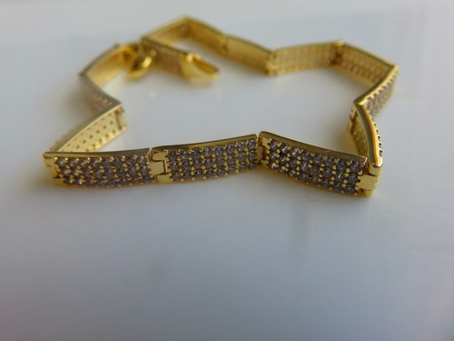 Yellow gold bracelet - yellow,