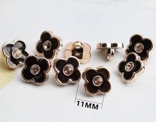10pcs 11mm Black & Gold Flower