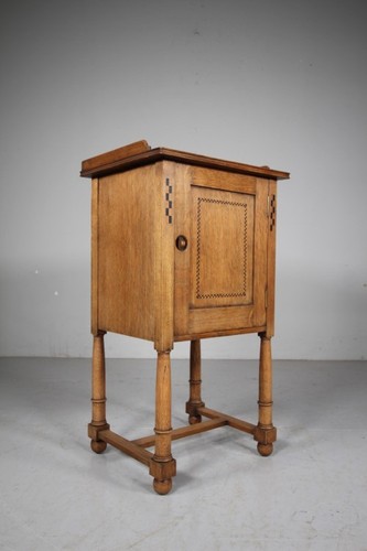 Very rare early heals antique - rare,