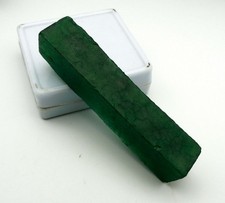 328 Ct Genuine Colombian Green