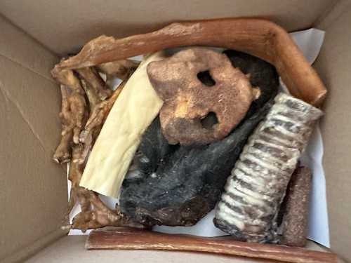 Natural dog chew box mixed - chew,