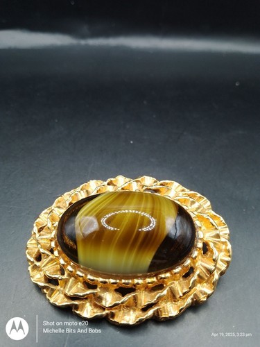 Gold tone oval open - oval,
