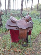 Old Circle Y horse saddle Western raining One 
