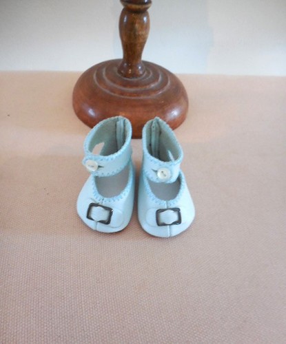 Pretty pale blue real - pretty,
