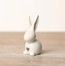 White Ceramic Heart Rabbit