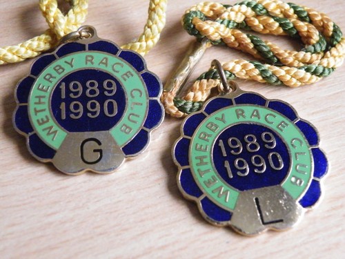 Rare pair 1989 wetherby - pair, 1989-90