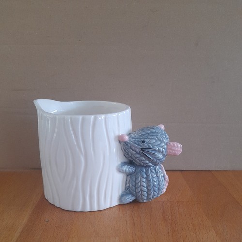 Ceramic stoneware knitted look - stoneware,