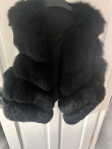 Real row fox - fox, fur