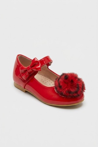 Little girls patent pom - pom,
