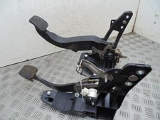 Vauxhall Astra J Clutch & Brake Pedal Box 13252182 1.3 Diesel MK6 2009-2018R