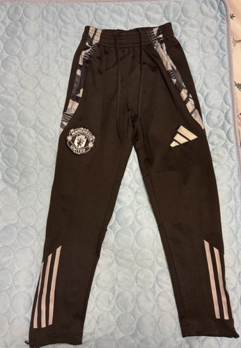Adidas manchester united black - manchester,