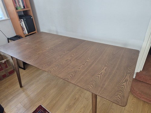 Extendable dark wood - extendable,