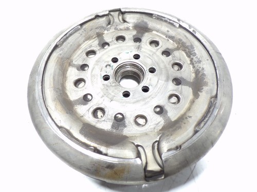 04c105266e engine flywheel - 04c105266e,