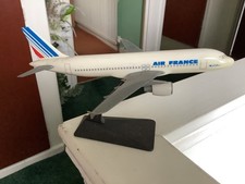 1:200 model airliners