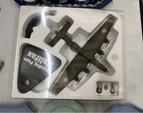 Handley page halifax - halifax, model