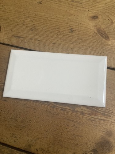 Cream metro style wall - cream,