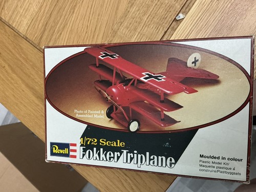 Revell fokker triplane - 1/72,