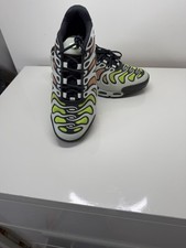 Nike Air Max Plus TN Grey Volt