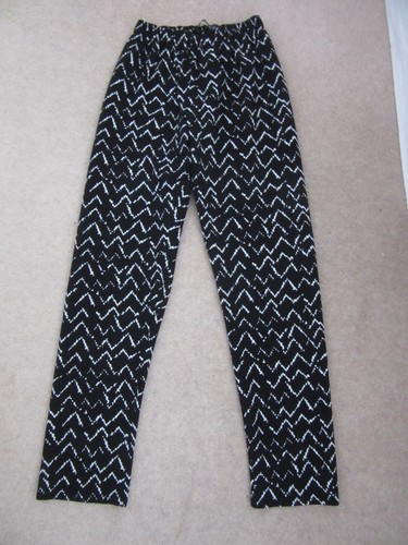 Black cream zig zag - black/cream, patterned